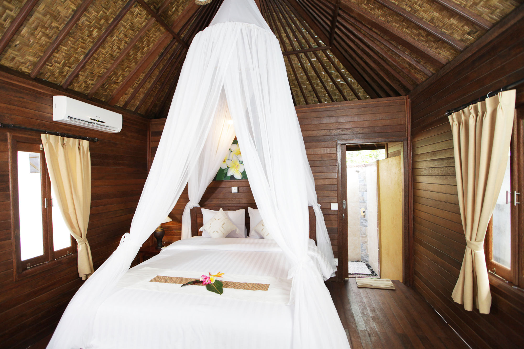 The Well House Hotel Nusa Lembongan  Bagian luar foto